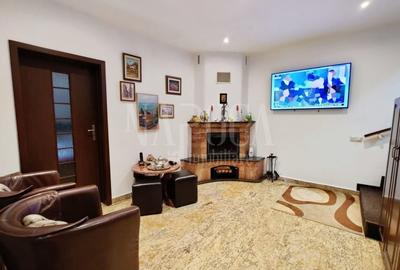 Casă individuală cu 5 camere cu Canalizare în Central - 2
