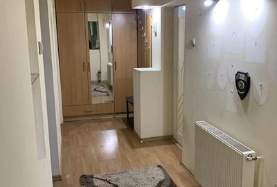 Apartament cu 3 camere decomandat în Central - 2