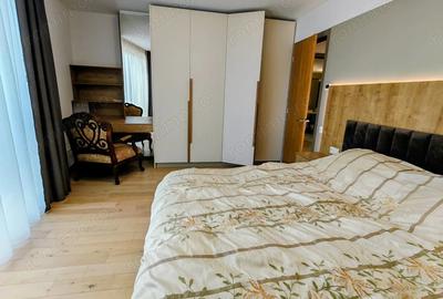 Apartament cu 3 camere semidecomandat, mobilat în Central - 3