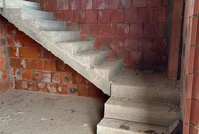 Casă cu Teren 1750 Mp în Dobreni - 5