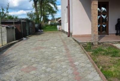 Duplex cu 4 camere cu Canalizare în Popricani - 6