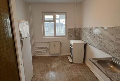 Apartament cu 3 camere decomandat în Dristor - 7