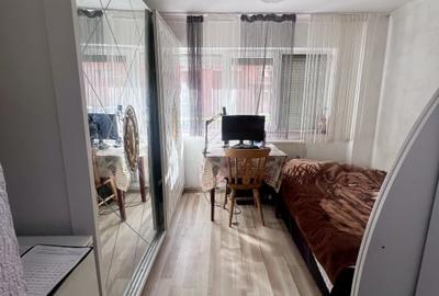 Garsonieră decomandată, mobilată în UMT - 3