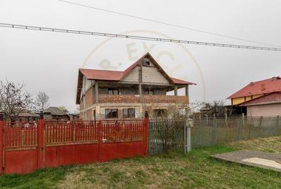 Casa noua caramida 6 camere Loc.Fagetelu OLT - 16