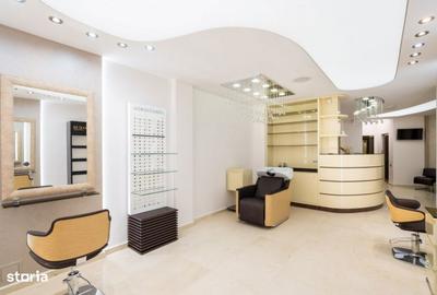 Casă cu 5 camere cu Teren 250 Mp în Tei - 1