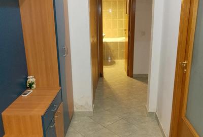 Inchiriez apartament doua camere - 1