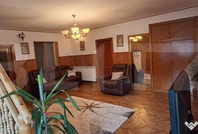 Casă cu 7 camere cu Teren 670 Mp în Dej - 15