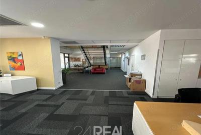 Spațiu comercial, în Universitate - 7