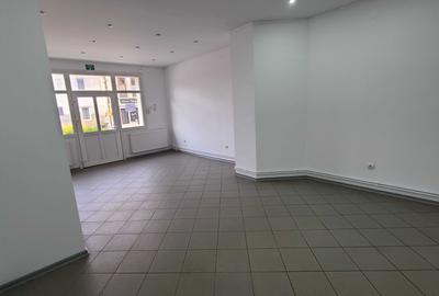Spațiu comercial, de 55 mp, în Bălcescu - 2