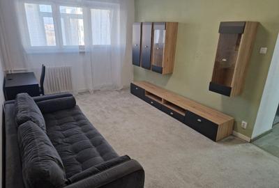 Apartament cu 3 camere decomandat în Tei - 3