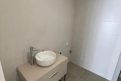 Apartament cu 3 camere semidecomandat, mobilat în P-ța Victoriei - 9