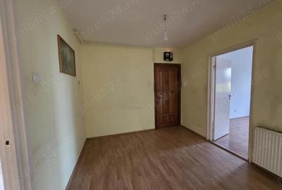 Apartament cu 3 camere decomandat în Progresul - 3