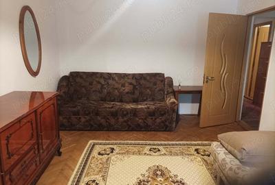 Apartament cu 3 camere decomandat în Semicentral - 1