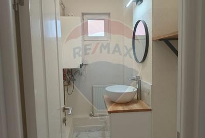 Apartament superb, 3 camere,ULTRACENTRAL,complet renovat!!!! - 3