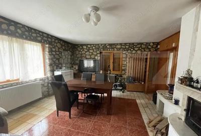 Spațiu comercial, de 450 mp, în Central - 6