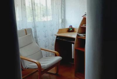 Inchiriez apartament 3 camere - 6