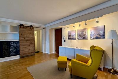 REA1027216 Penthouse Green Lake - 10