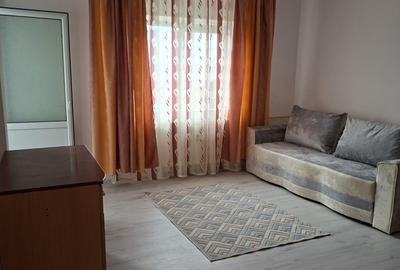 Garsonieră decomandată în Central - 4
