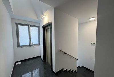 Vanzare direct de la proprietar apartament nou 3 camere Petrom City - 12