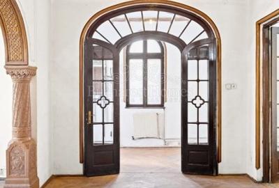 Villa Belle Epoque Cu Architectura Deosebita si Multiple Posibilitati, Cotroceni - 1