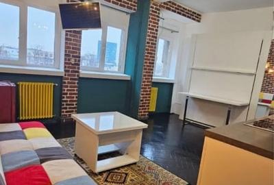 Garsoniera Spatioasa /Proaspat Renovata / Mosilor / 5 minute Unirii ,  Victoriei - 5