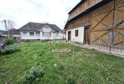 Casă de vânzare cu 10 ari teren -Central-Miresu Mare! - 4