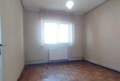Apartament cu 4 camere semidecomandat în Nord - 3