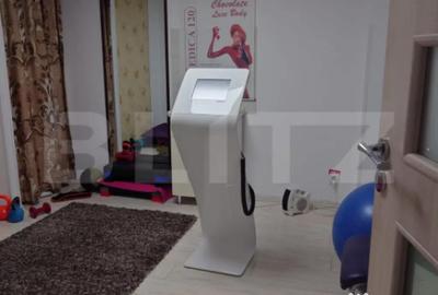 Spațiu comercial, de 290 mp, în Micro 3 - 15