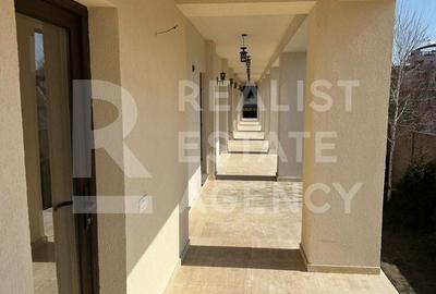 Casă cu 8 camere cu Teren 1037 Mp în Central - 7