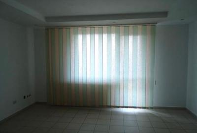 Casă individuală cu 5 camere cu Canalizare în Vitan - 8