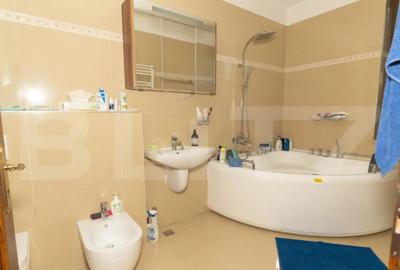 Casă cu 8 camere cu Piscina în Central - 12