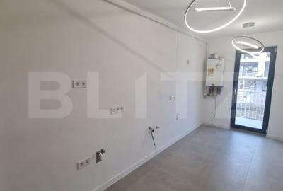Apartament cu 3 camere semidecomandat în Florești - 3