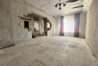 Casă individuală cu 3 camere cu Canalizare în Câmpenești - 2