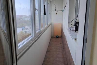 105000 euro - 3camere-Blv Obregia 72mp - bloc 1980 - 8