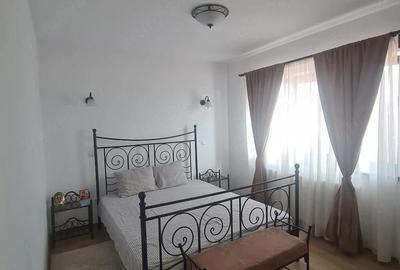 Casă cu Teren 1800 Mp în Central - 8