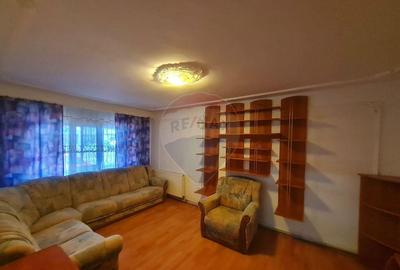 Apartament cu 2 camere decomandat în Gară