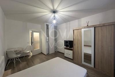 Garsonieră decomandată, mobilată în Vasile Aaron - 3