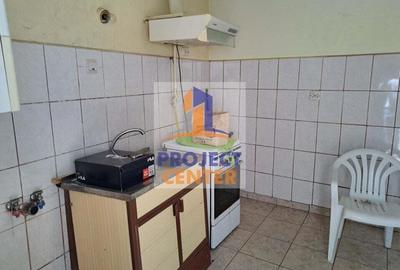 Casa cu 6 camere, pozitie centrala, 600 mp teren Casa cu 6 camere, pozitie centrala, 600 mp teren - 13