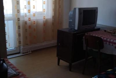 Garsonieră decomandată în Est - 3