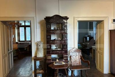 Apartament 3 camere, 100 mp, ultracentral, ideal pentru renovare si investitie - 2