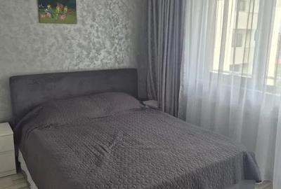 Apartament cu 2 camere decomandat, mobilat în Metalurgiei