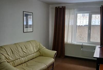 Apartament cu 2 camere decomandat în Corina - 3