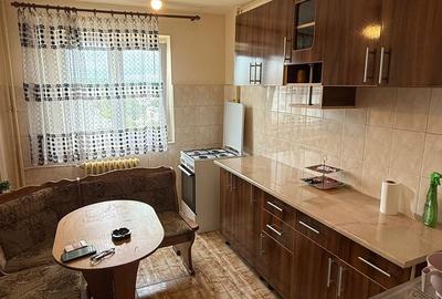Apartament cu 2 camere semidecomandat, mobilat în Găvana
