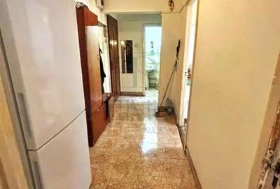 SAGULUI - BLOC IZOLAT - ETAJ 3 LIFT - 3 cam - 2 bai - debara - centrala proprie - 2
