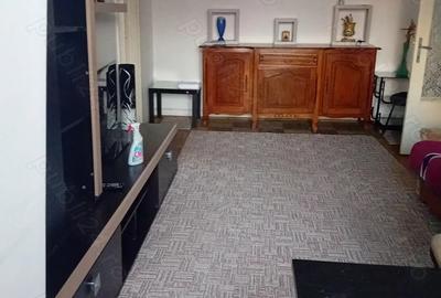 Inchiriez apartament 2 camere micro 9 - 3