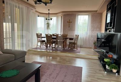 Casa individuala de vanzare in Nazna - 2200 mp teren, 300 mp utili - 1