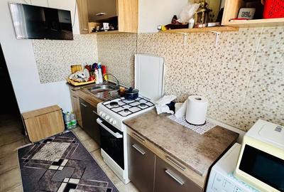 Garsonieră decomandată în Palas - 3