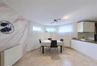 Casă individuală cu 8 camere cu Canalizare în Livezeni - 14