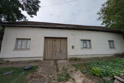 Casă cu 4 camere în Iam - 1