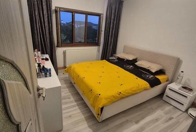 Apartament cu 3 camere decomandat în Aradului - 4